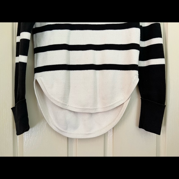 County Road Jumper - Picture 3 of 7